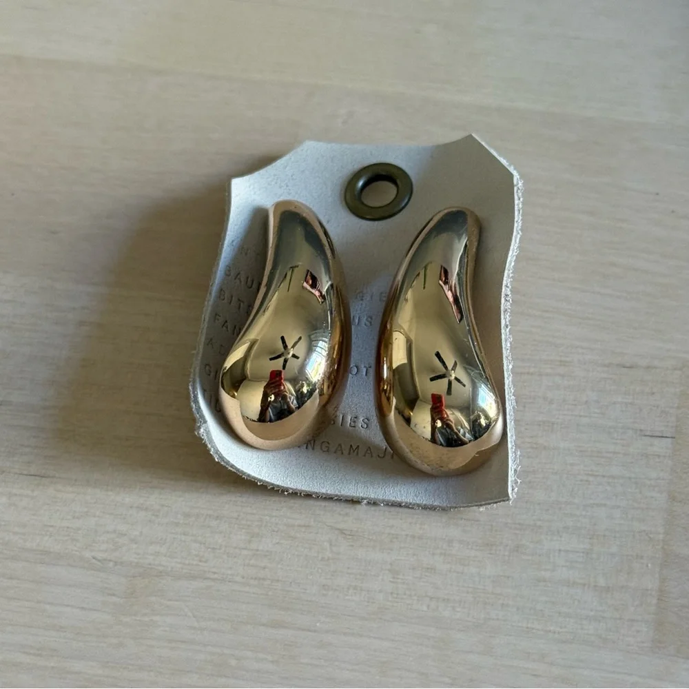 Anthropologie Petra Hoop Earrings in Gold, with original tags - Picture 2 of 5